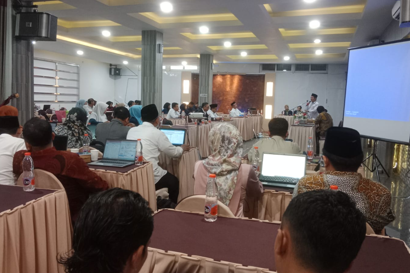 Evaluasi Pembelajaran di Hotel Cahaya Berlian: IAIN Madura Fokus Tingkatkan Kualitas Pendidikan
